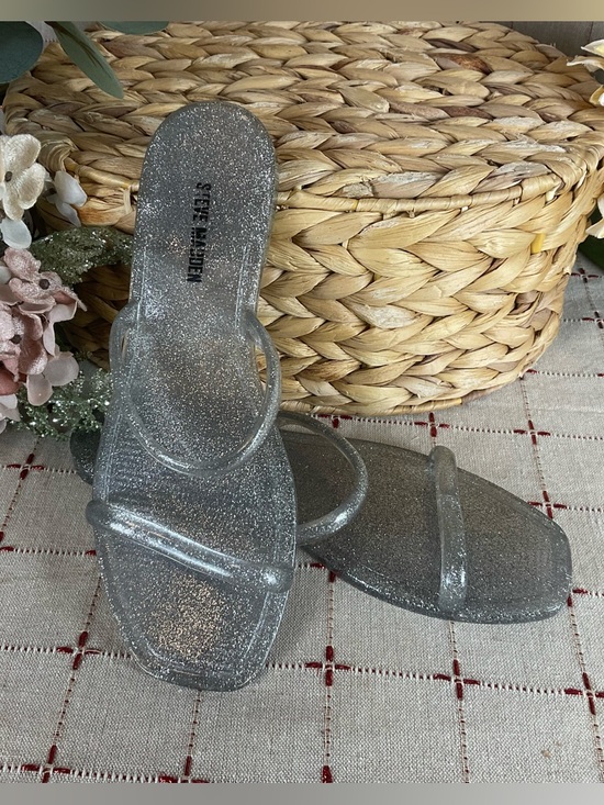 Steve Madden Shoes - Steve Madden “PIKE” Jelly Flip Flop Sandals Size 5 Silver Glitter New Slides